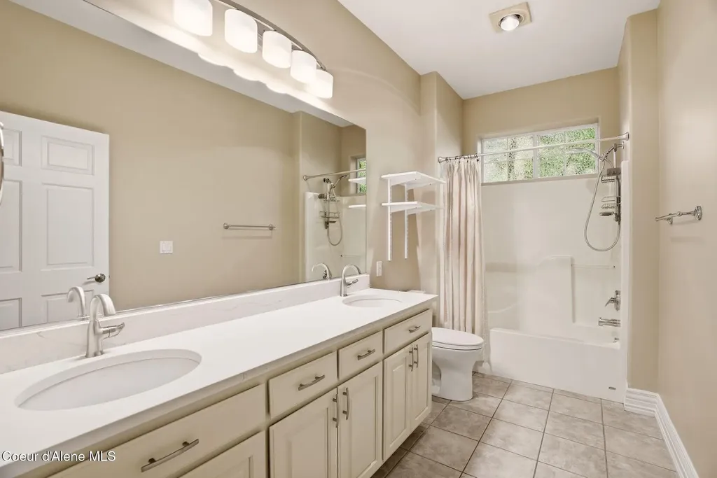 1611 E Heritage Lane Spokane WA 99208