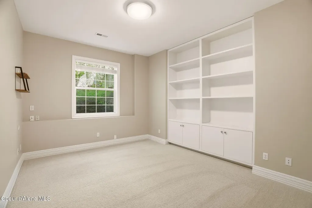 1611 E Heritage Lane Spokane WA 99208