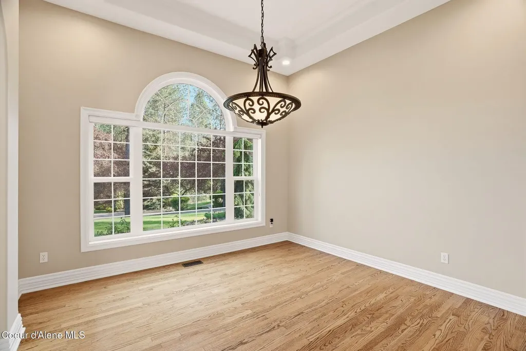 1611 E Heritage Lane Spokane WA 99208
