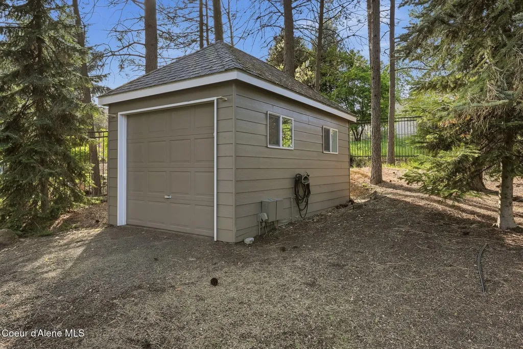 1611 E Heritage Lane Spokane WA 99208