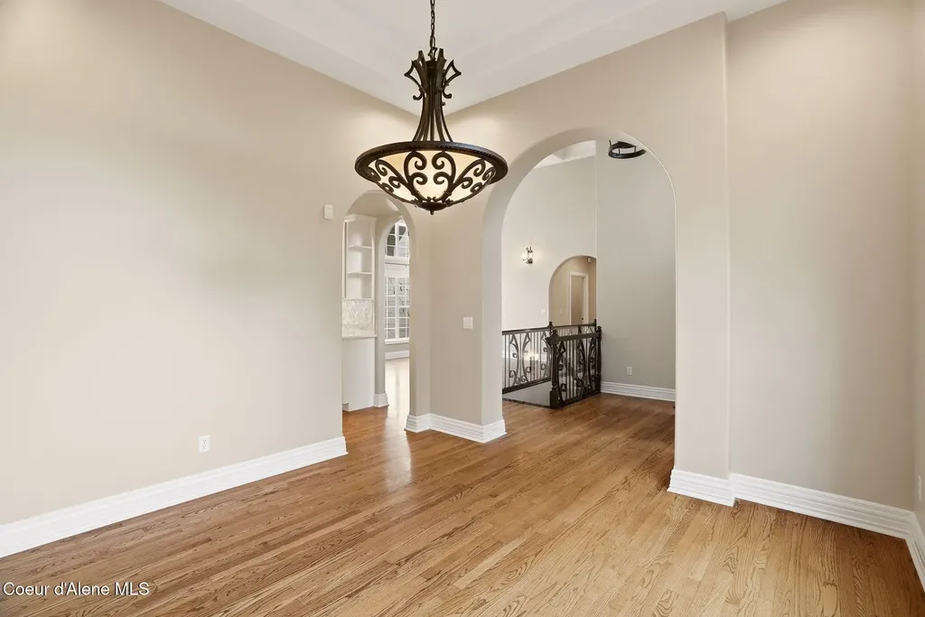1611 E Heritage Lane Spokane WA 99208