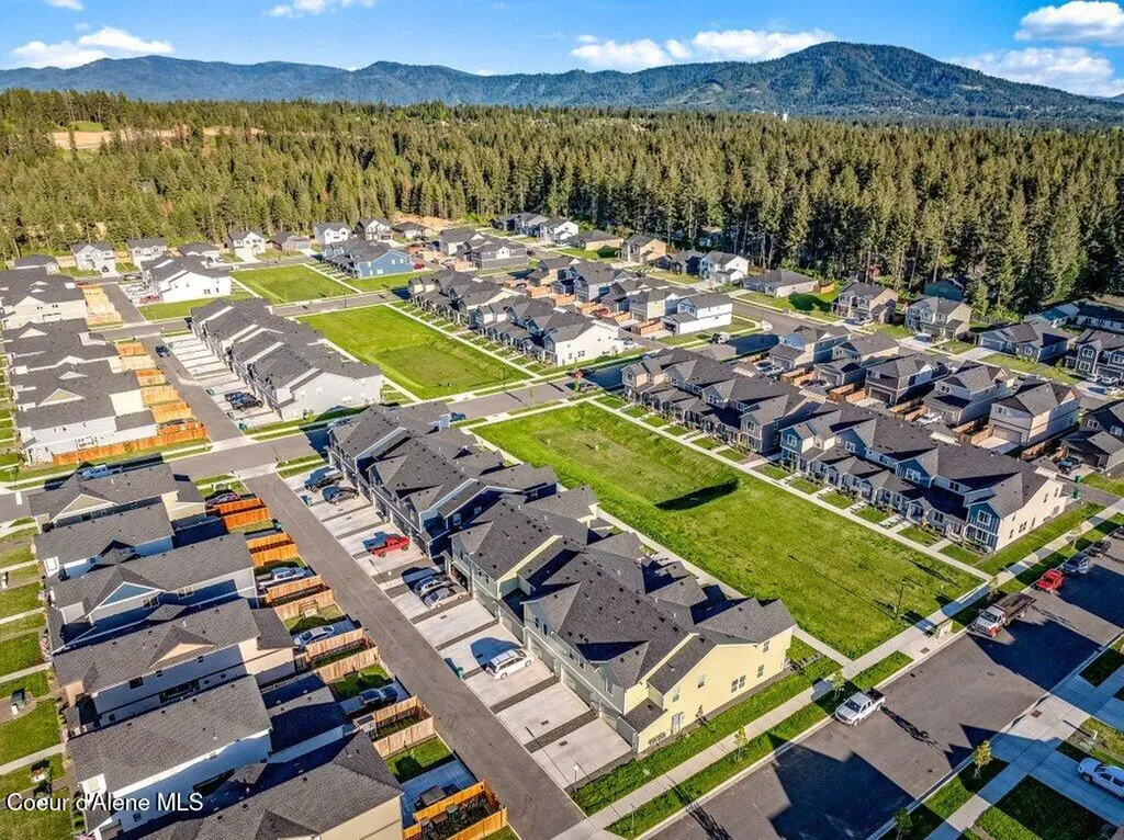 130 E Spirea Lane Hayden ID 83835