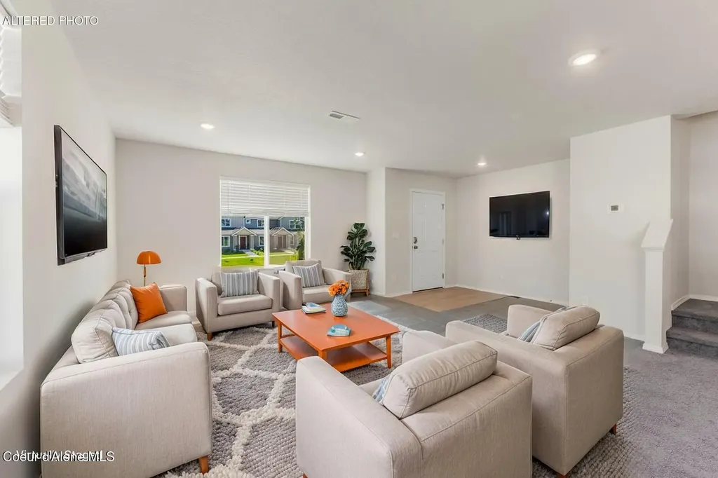 130 E Spirea Lane Hayden ID 83835
