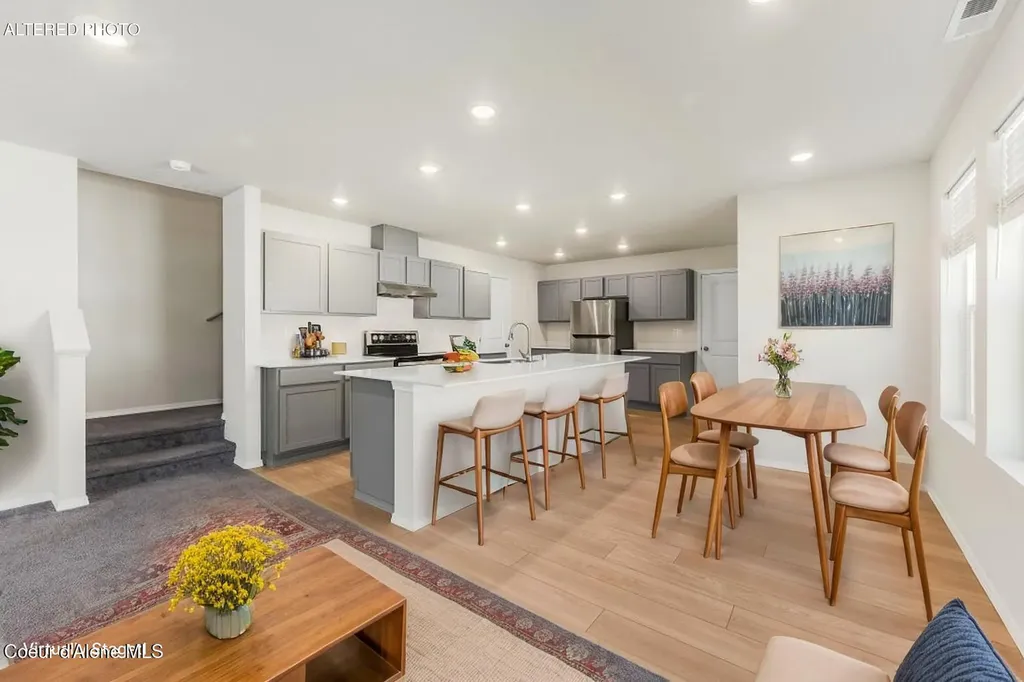 130 E Spirea Lane Hayden ID 83835