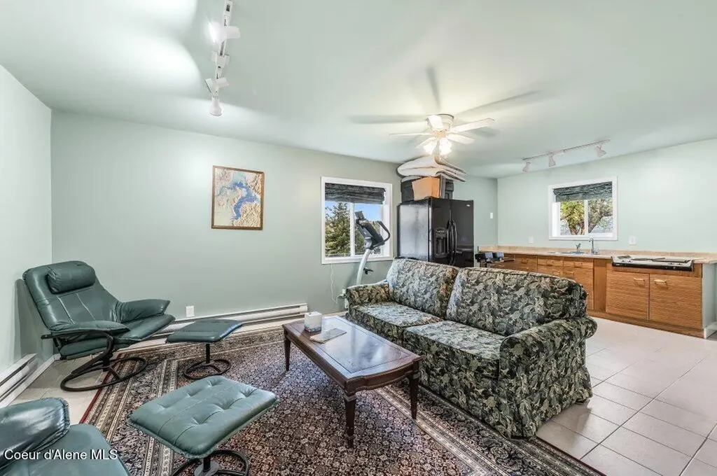 17768 Dufort Road Priest River ID 83856