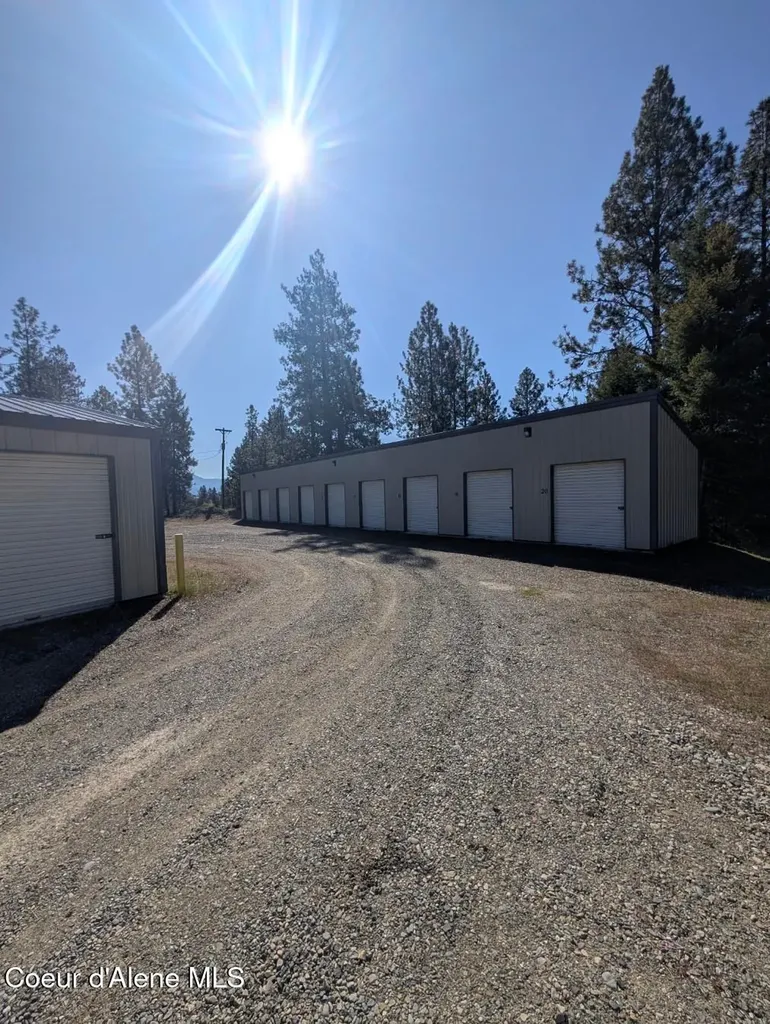 6 Pine Street Moyie Springs ID 83845