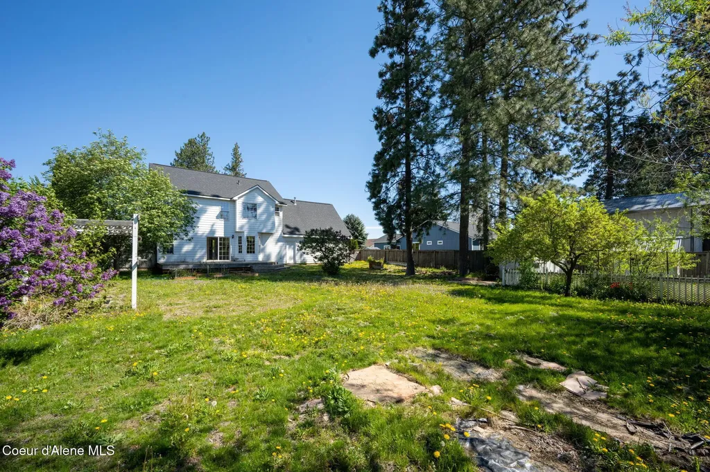 1140 W Starling Avenue Hayden ID 83835