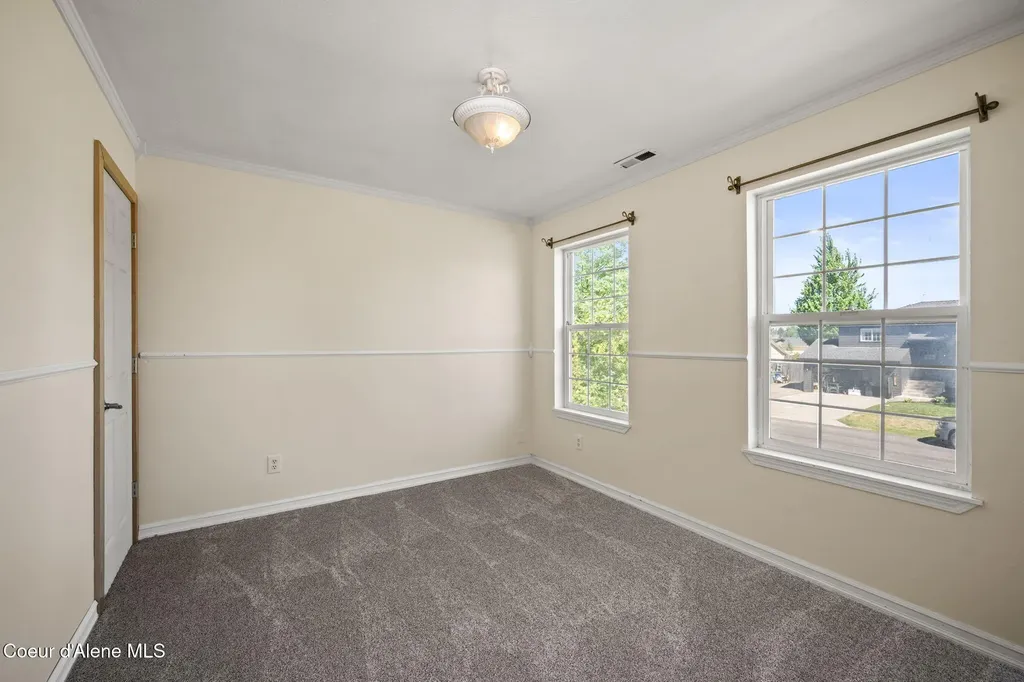 1140 W Starling Avenue Hayden ID 83835