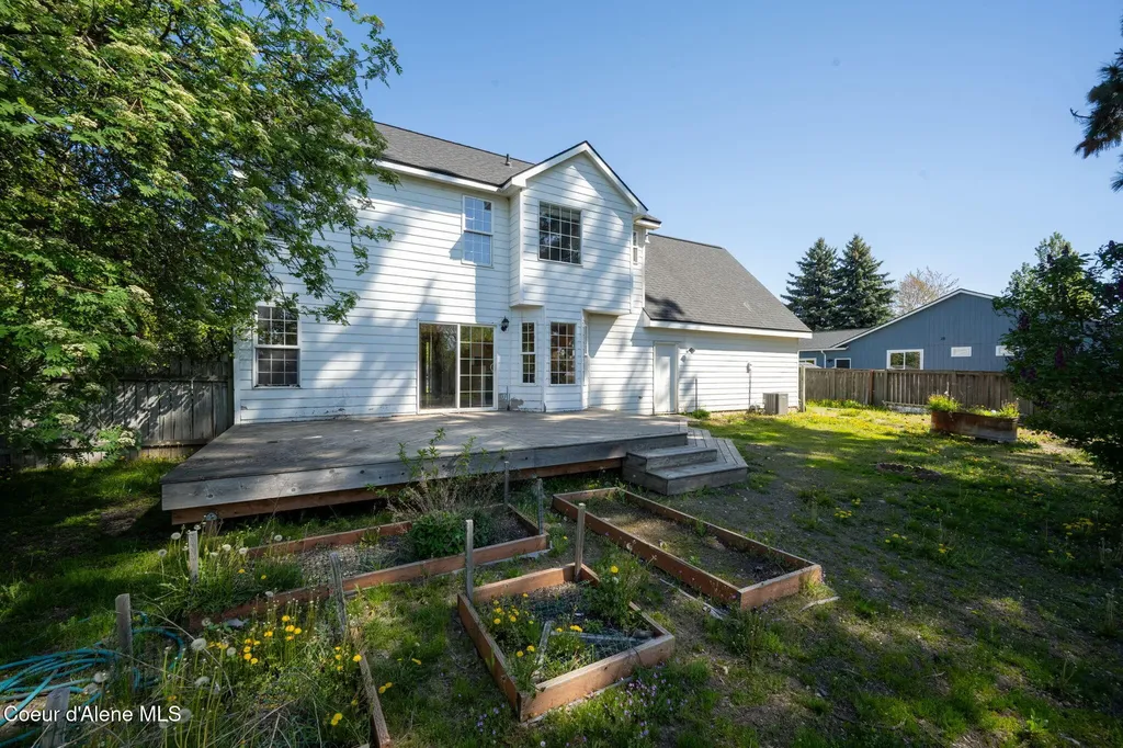 1140 W Starling Avenue Hayden ID 83835