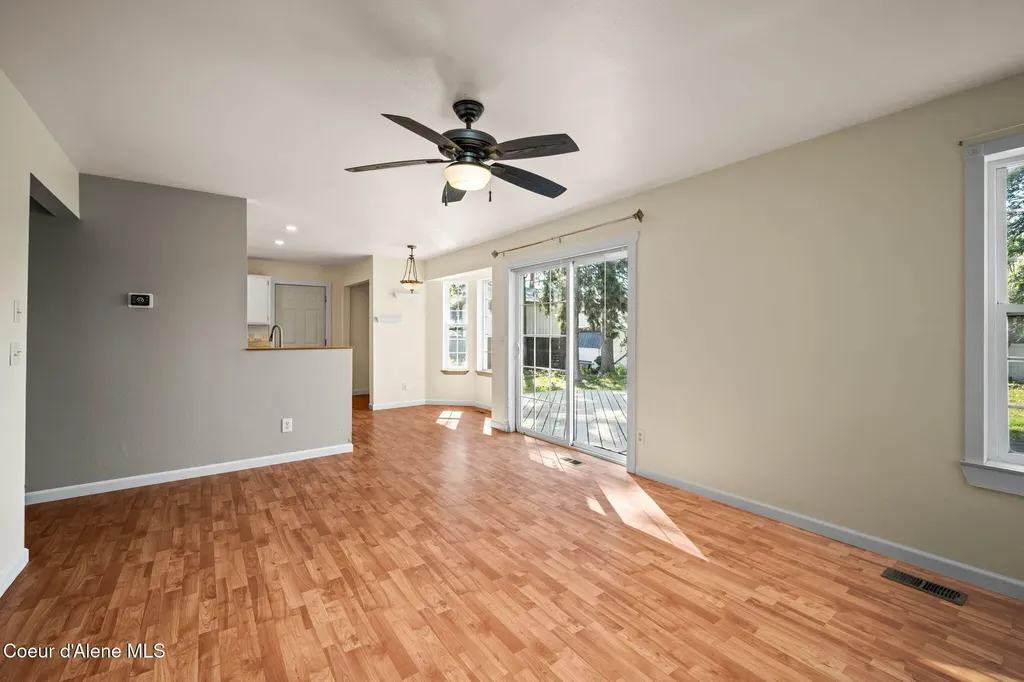 1140 W Starling Avenue Hayden ID 83835