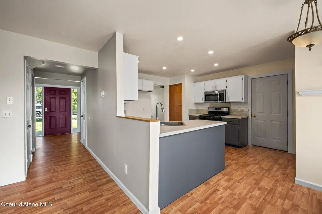 1140 W Starling Avenue Hayden ID 83835