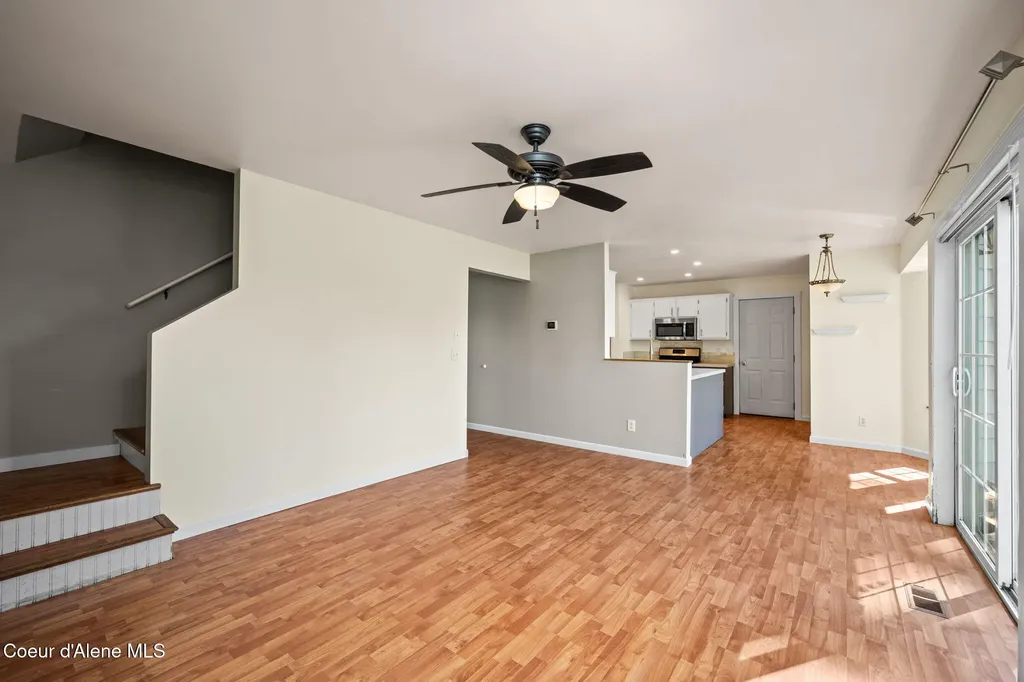 1140 W Starling Avenue Hayden ID 83835