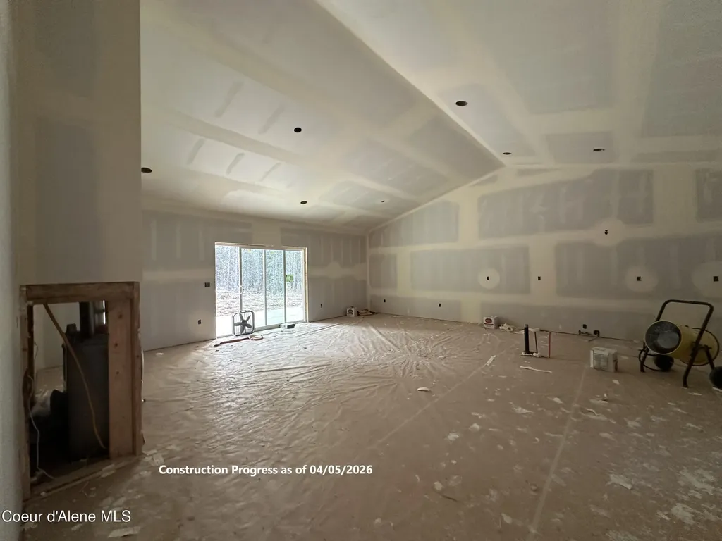 7304 E Autry Lane Athol ID 83801