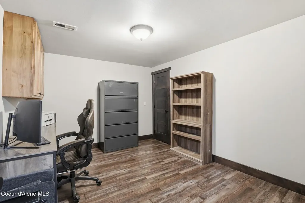 1525 W Miles Avenue Hayden ID 83835