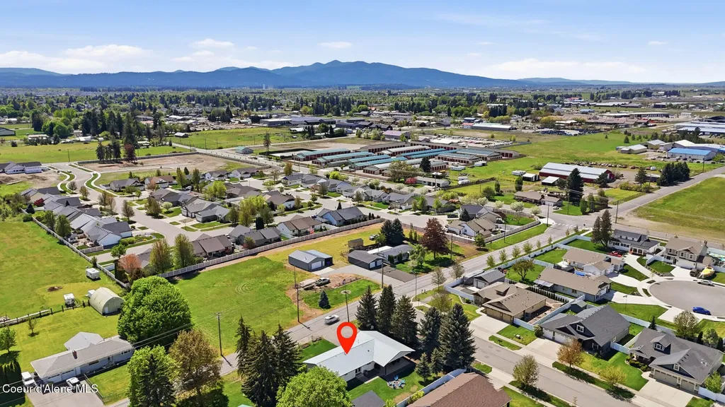 1525 W Miles Avenue Hayden ID 83835