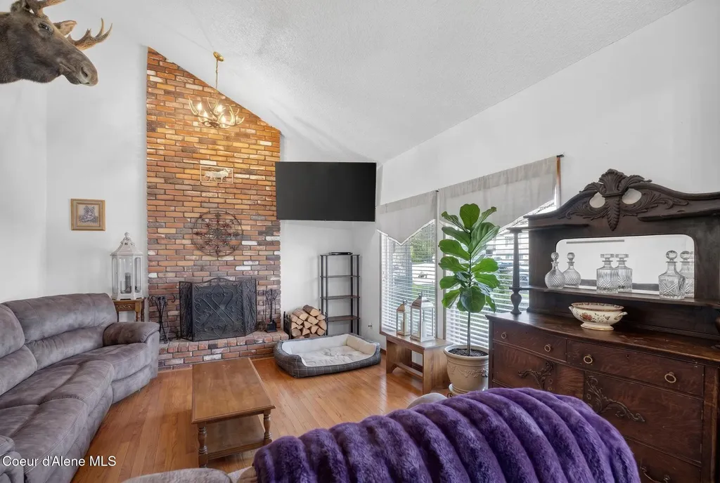 101 S Bentley Place Post Falls ID 83854