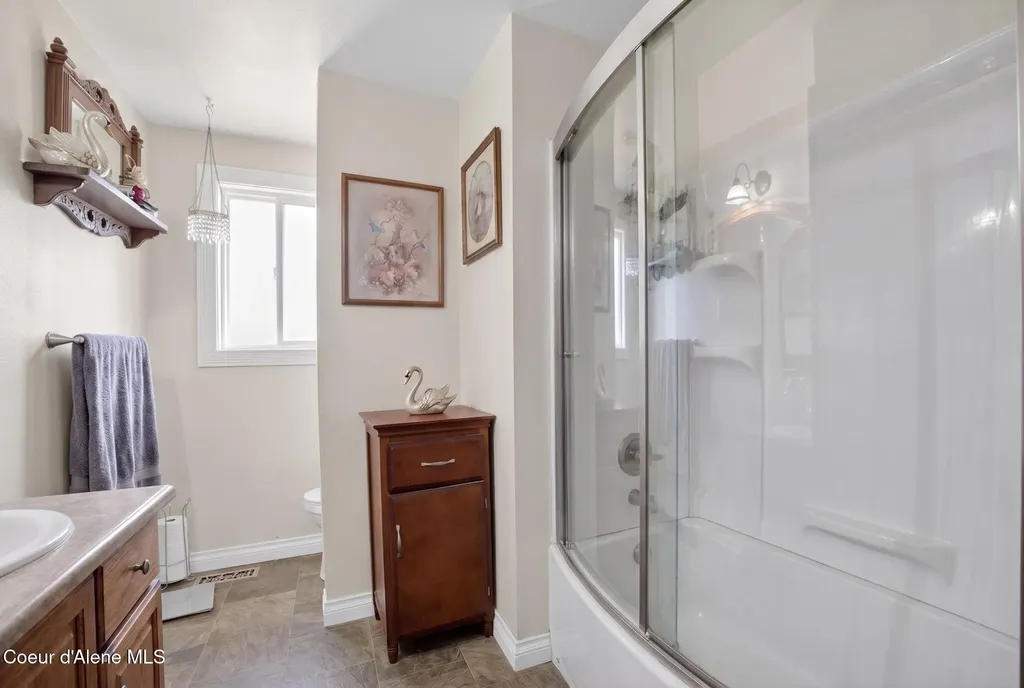 101 S Bentley Place Post Falls ID 83854