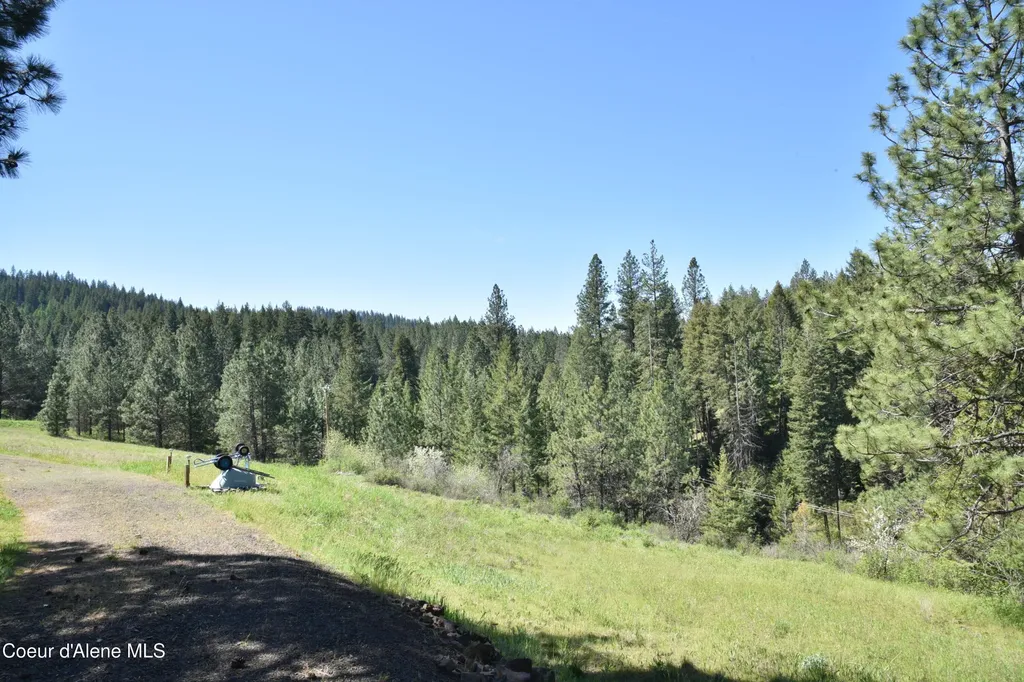 26326 S Farup Road Worley ID 83876