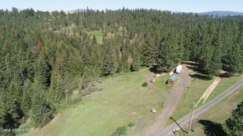 26326 S Farup Road Worley ID 83876