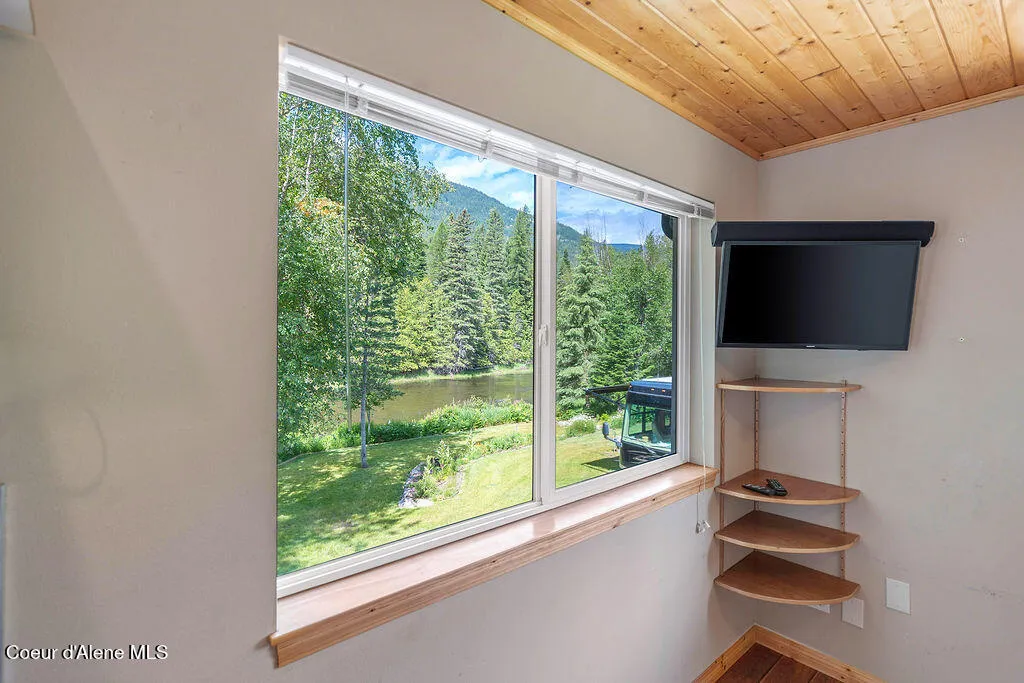 5574 Moyie River Road Bonners Ferry ID 83805