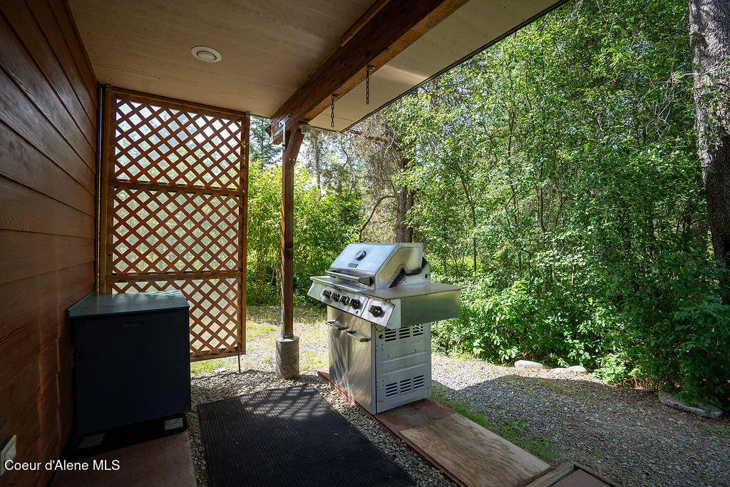 5574 Moyie River Road Bonners Ferry ID 83805