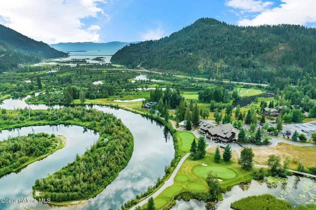 101 Green Monarch Lane Sandpoint ID 83864