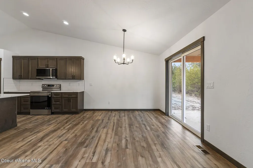 880 E Valley Street S Oldtown ID 83822