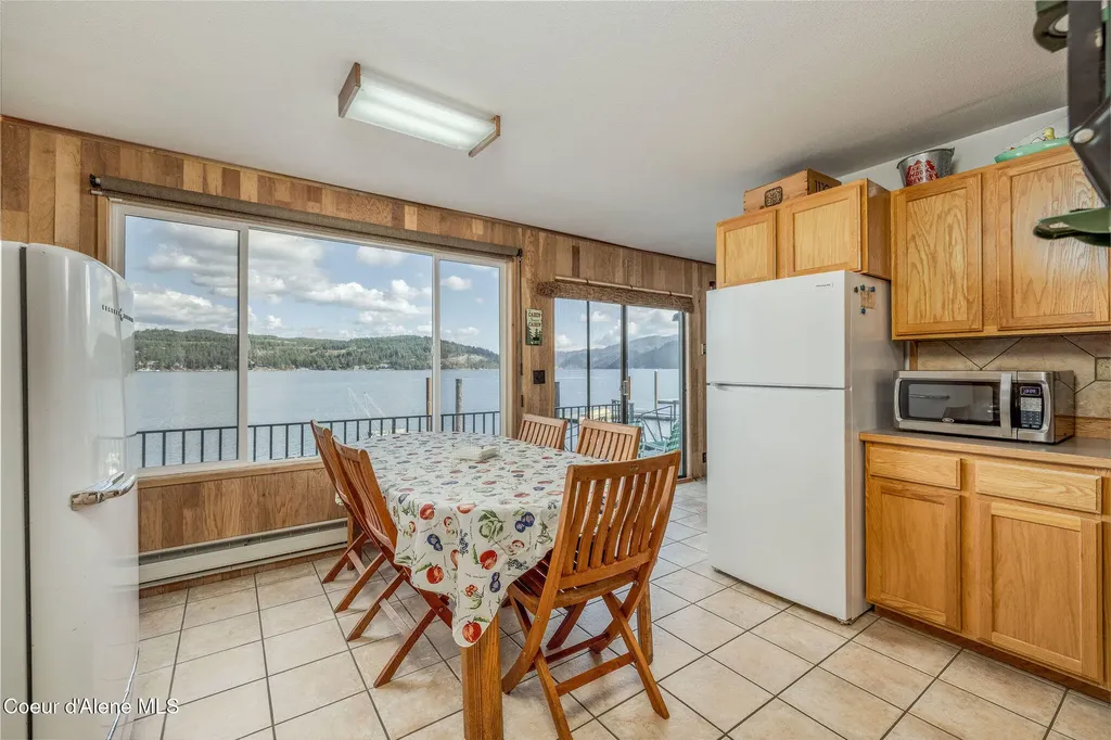 3671 E Bridgeview Drive Harrison ID 83833