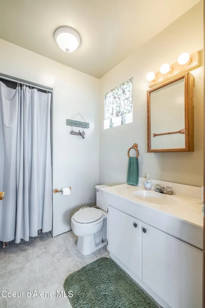 3671 E Bridgeview Drive Harrison ID 83833