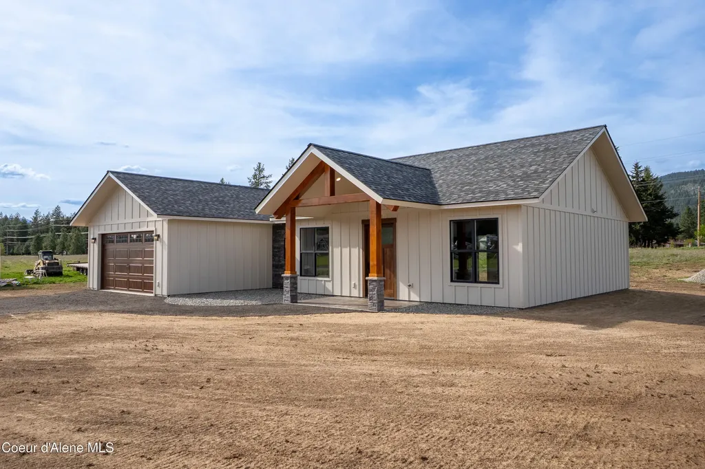 167 Airstrip Road Moyie Springs ID 83845