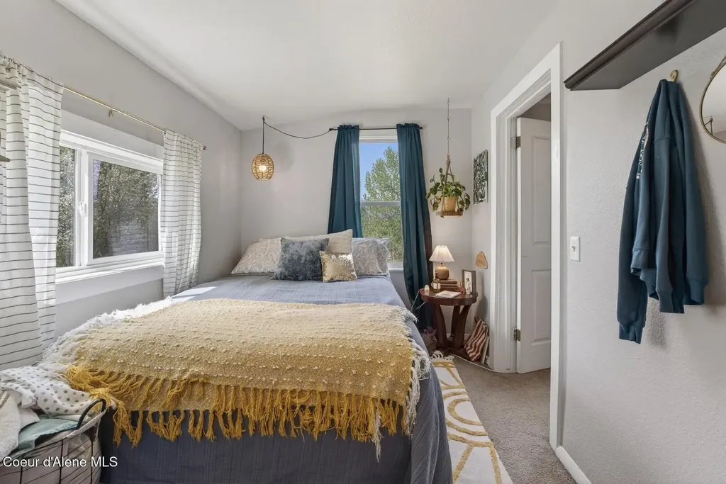 6836 Denver Street Bonners Ferry ID 83805