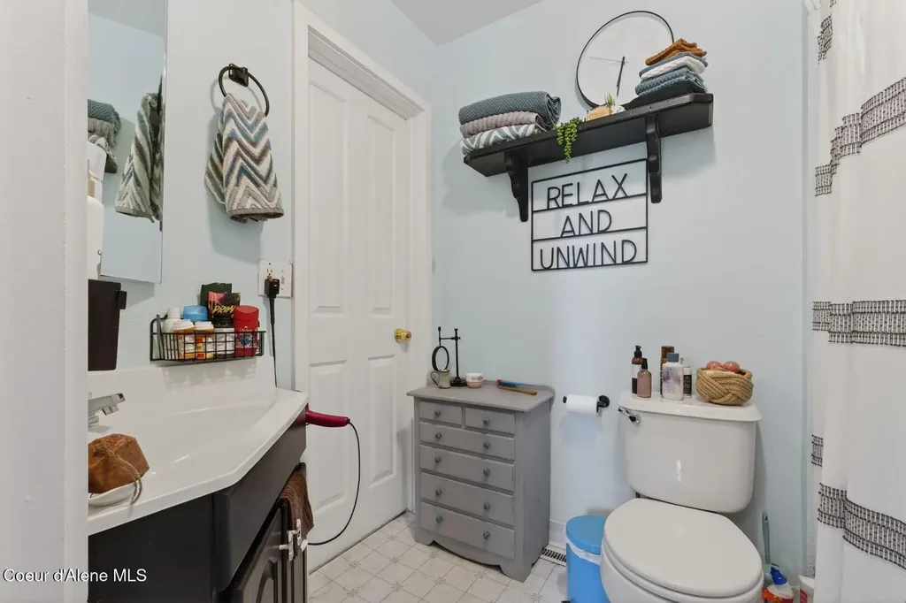 6836 Denver Street Bonners Ferry ID 83805