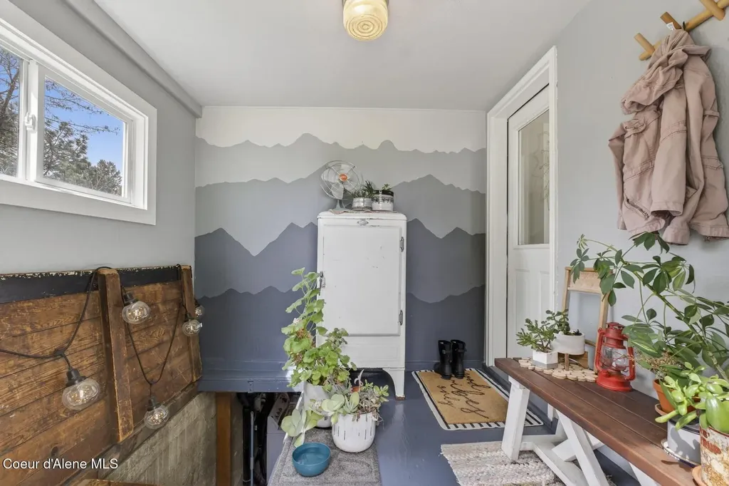6836 Denver Street Bonners Ferry ID 83805
