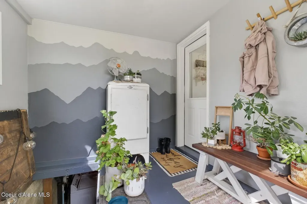 6836 Denver Street Bonners Ferry ID 83805