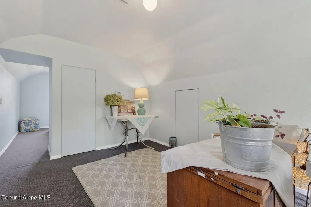 6836 Denver Street Bonners Ferry ID 83805