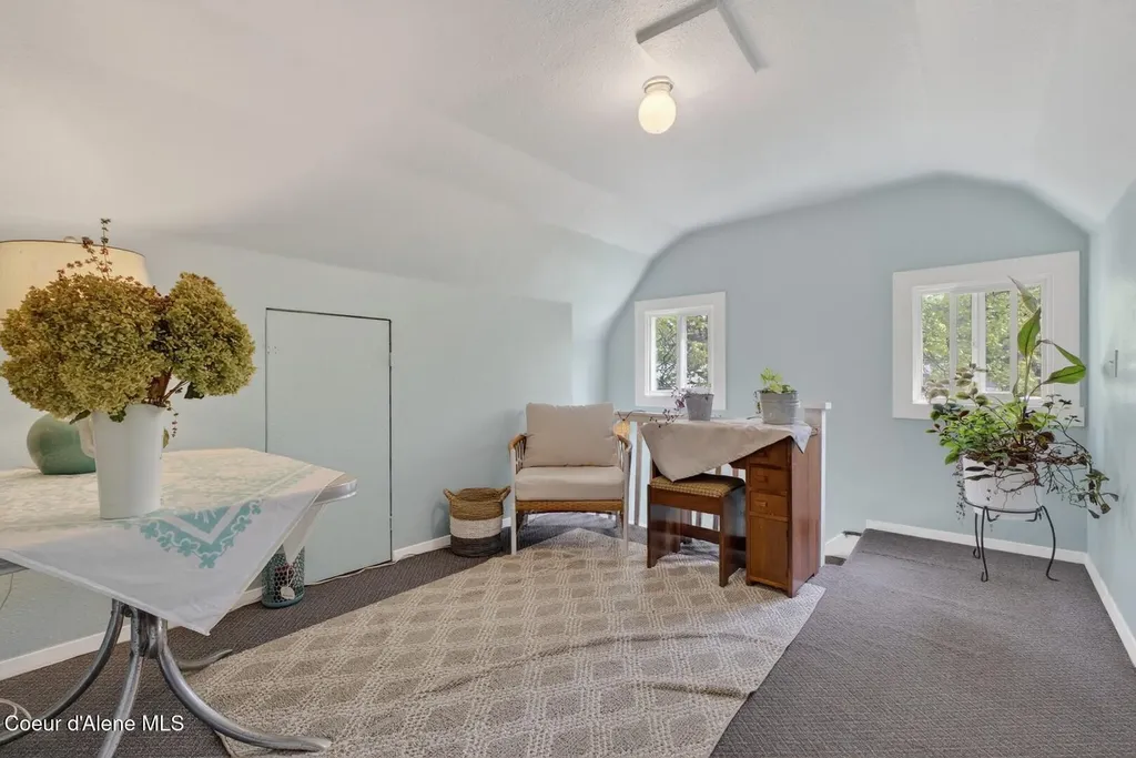 6836 Denver Street Bonners Ferry ID 83805