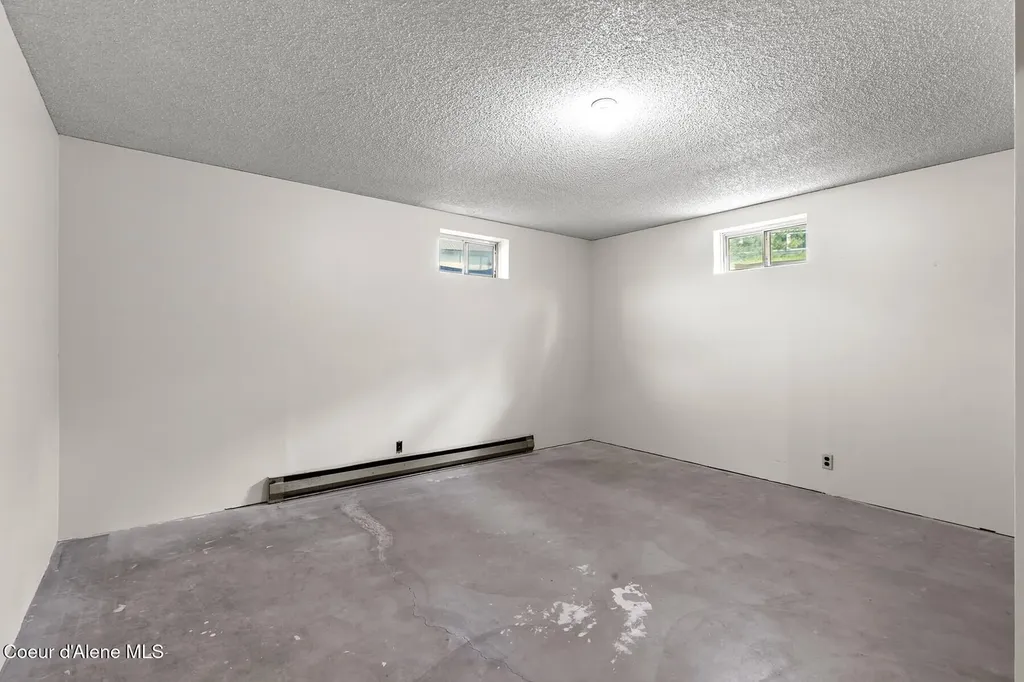213 Rio Vista Street Osburn ID 83849