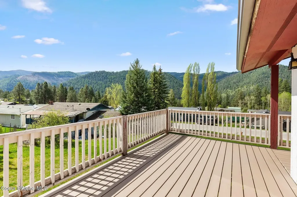 213 Rio Vista Street Osburn ID 83849