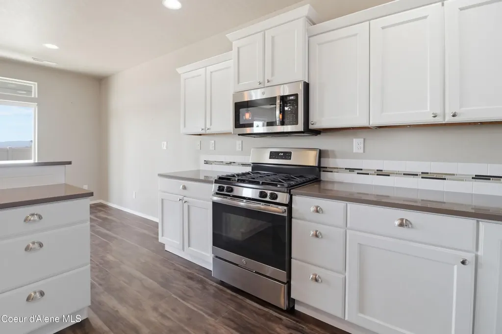 13005 N Loveland Way Hayden ID 83835
