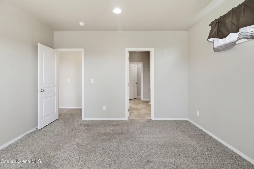 13005 N Loveland Way Hayden ID 83835