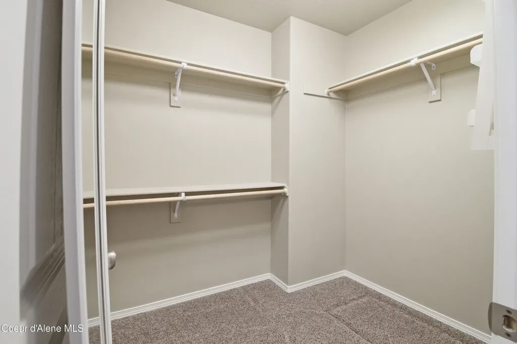 13005 N Loveland Way Hayden ID 83835