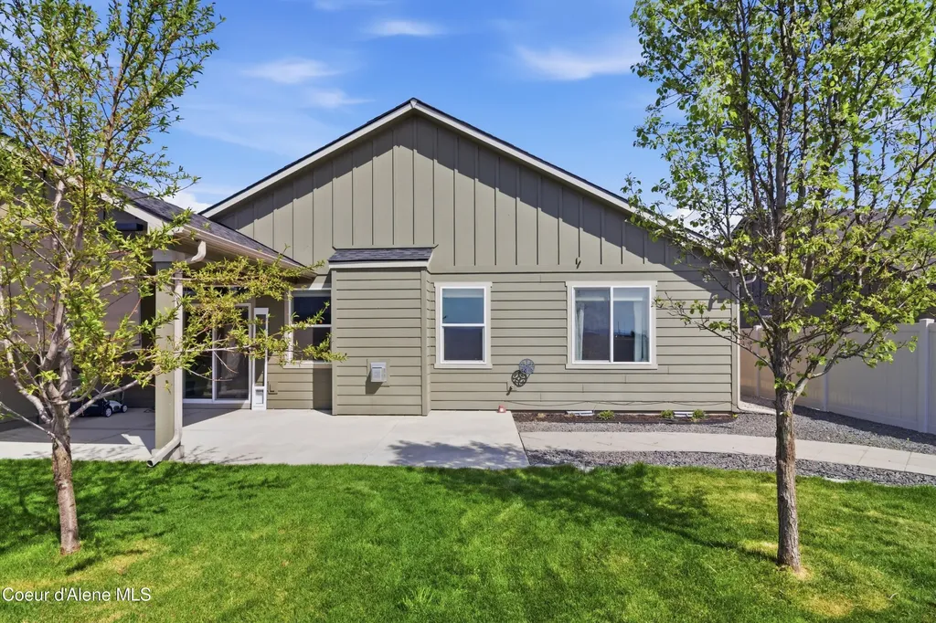 13005 N Loveland Way Hayden ID 83835