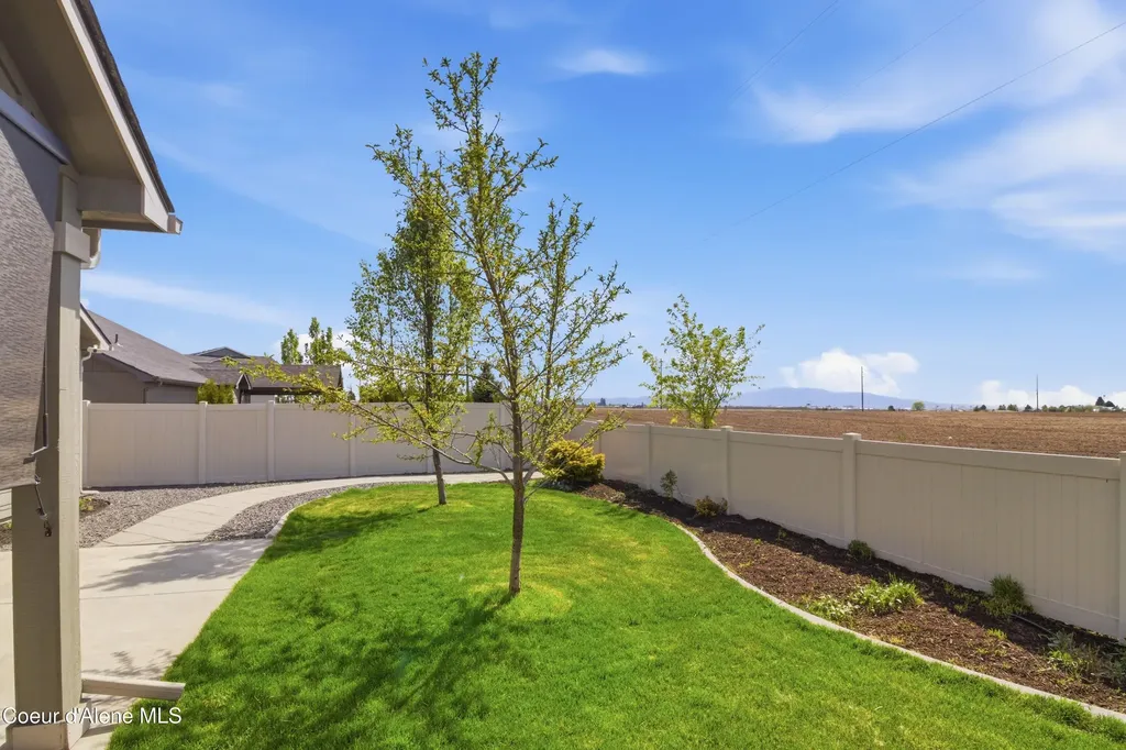 13005 N Loveland Way Hayden ID 83835