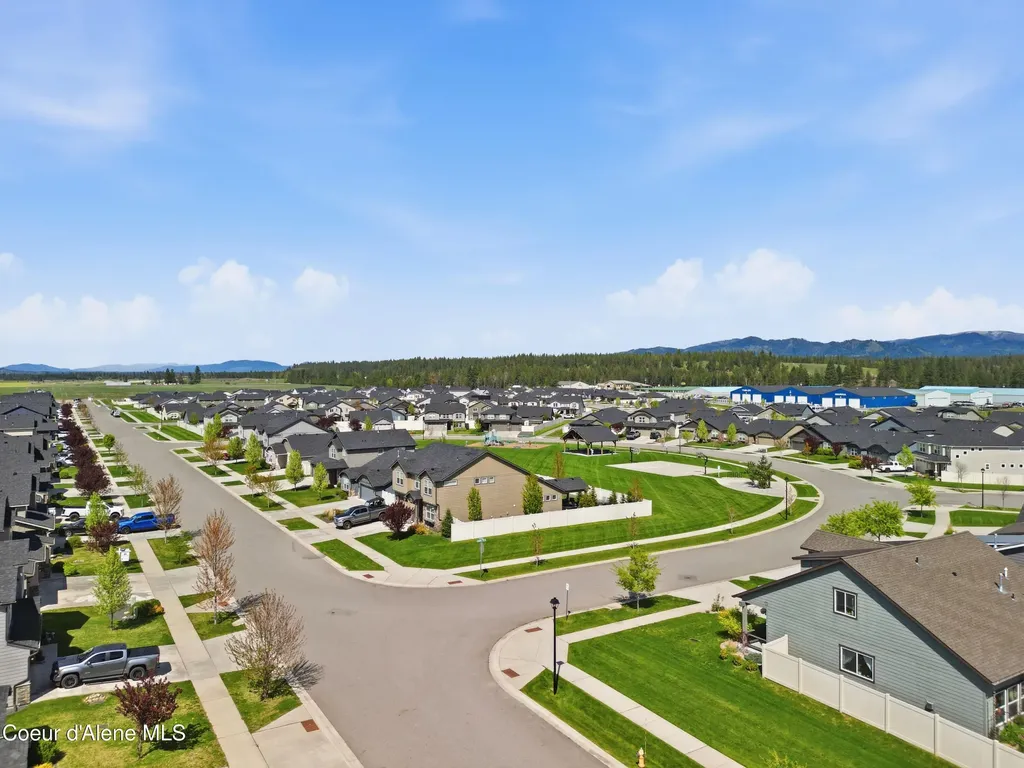 13005 N Loveland Way Hayden ID 83835