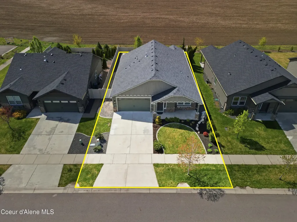 13005 N Loveland Way Hayden ID 83835