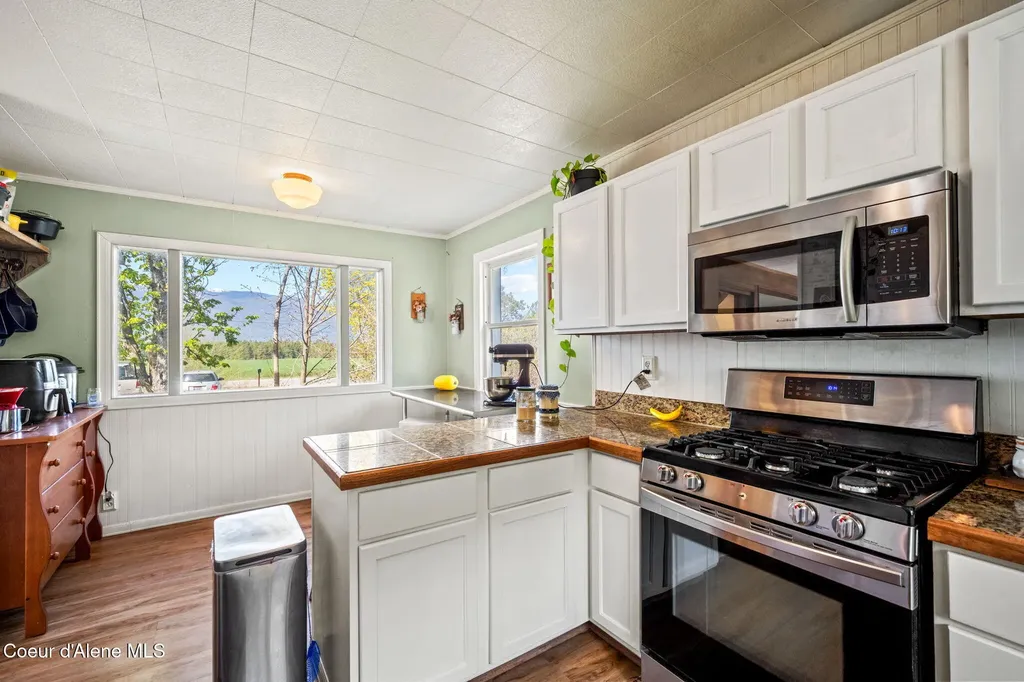 520409 Highway 95 Bonners Ferry ID 83805
