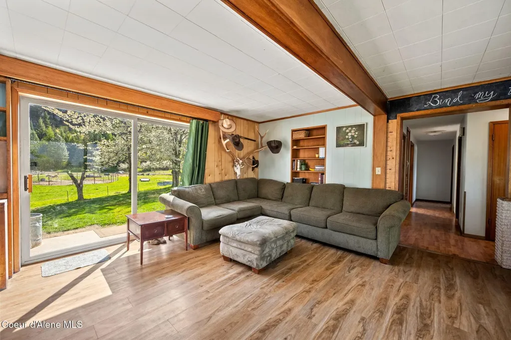 520409 Highway 95 Bonners Ferry ID 83805