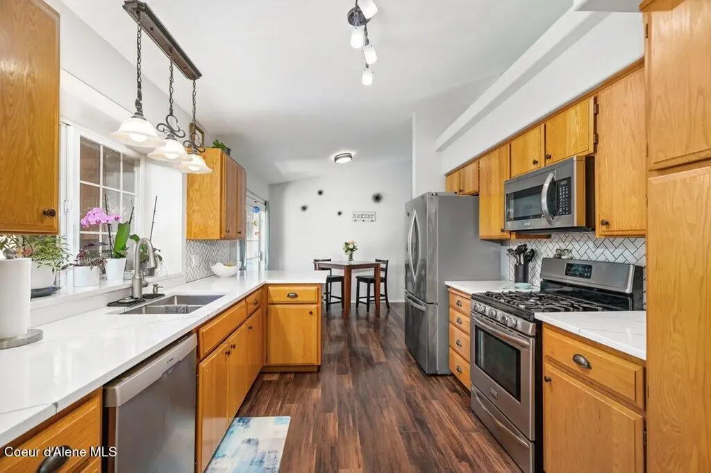 602 S Riverside Harbor Drive Post Falls ID 83854