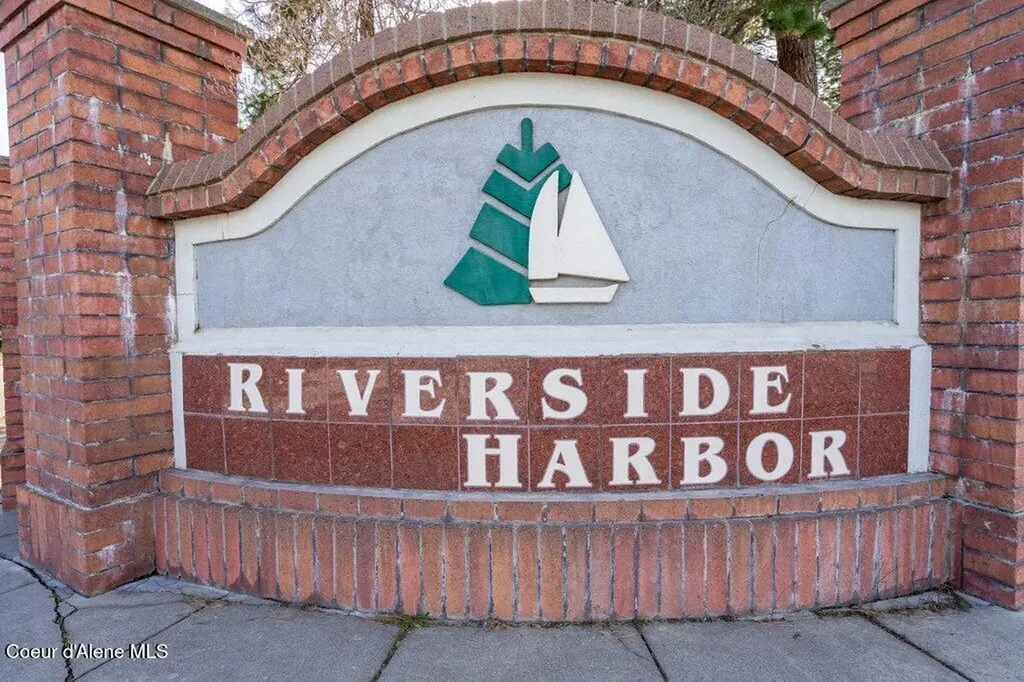 602 S Riverside Harbor Drive Post Falls ID 83854