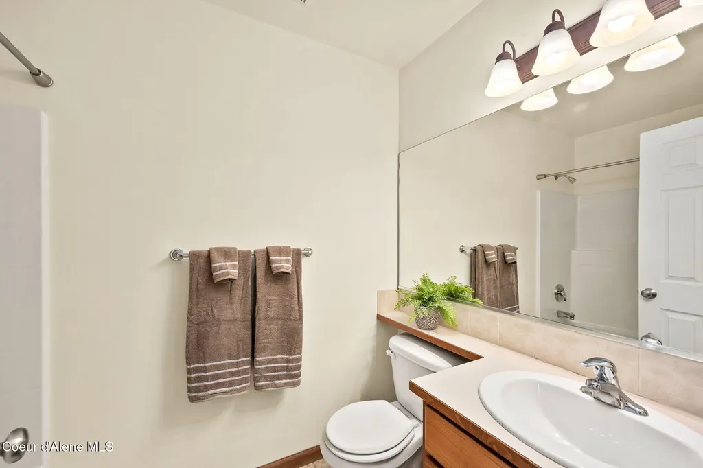 1511 W Tualatin Drive Post Falls ID 83854